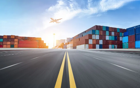As importações e exportações comerciais de bens da China aumentaram 15,3% nos primeiros cinco meses deste ano
